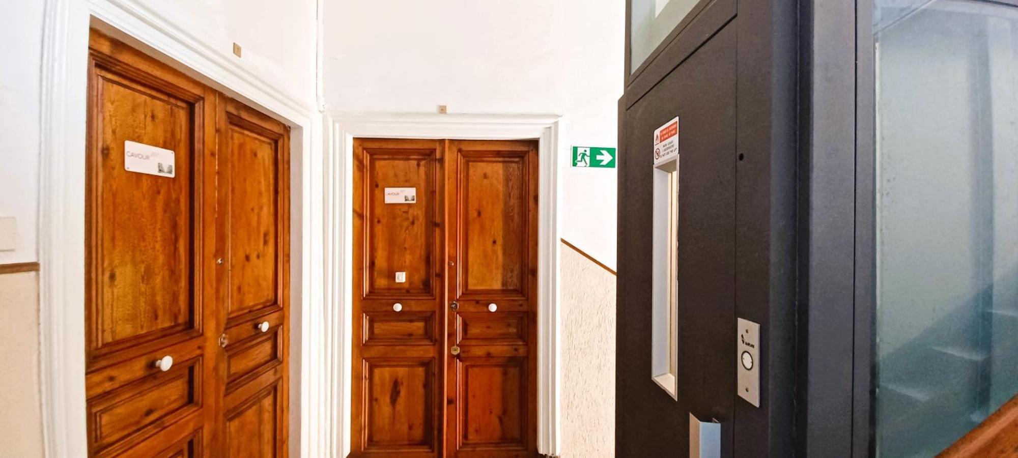 Cavour257 Apartment La Spezia Luaran gambar