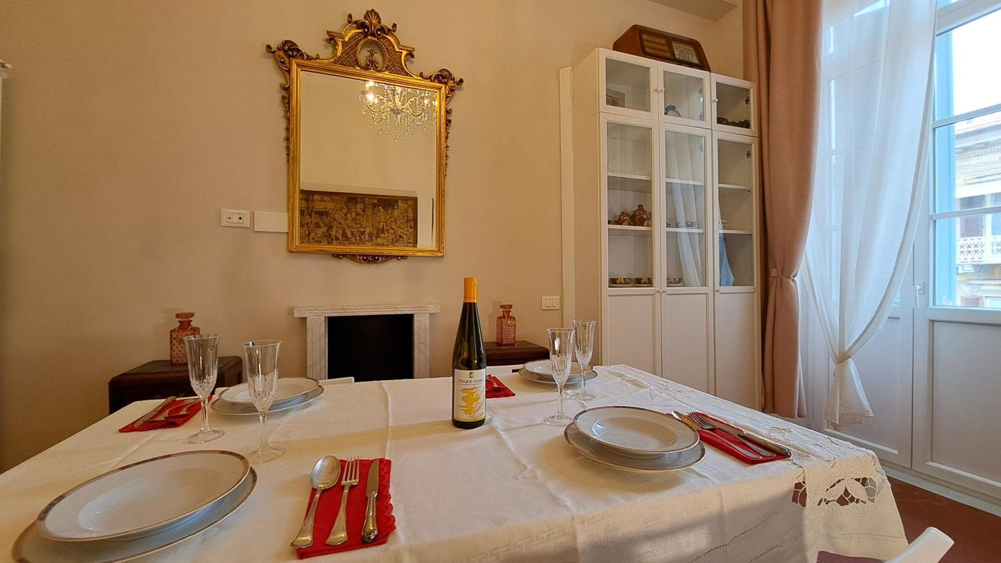 Cavour257 Apartment La Spezia Luaran gambar